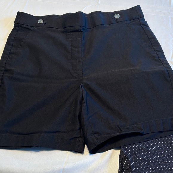 Black and Polka Dot Short Set of 2 - Picture 3 of 14